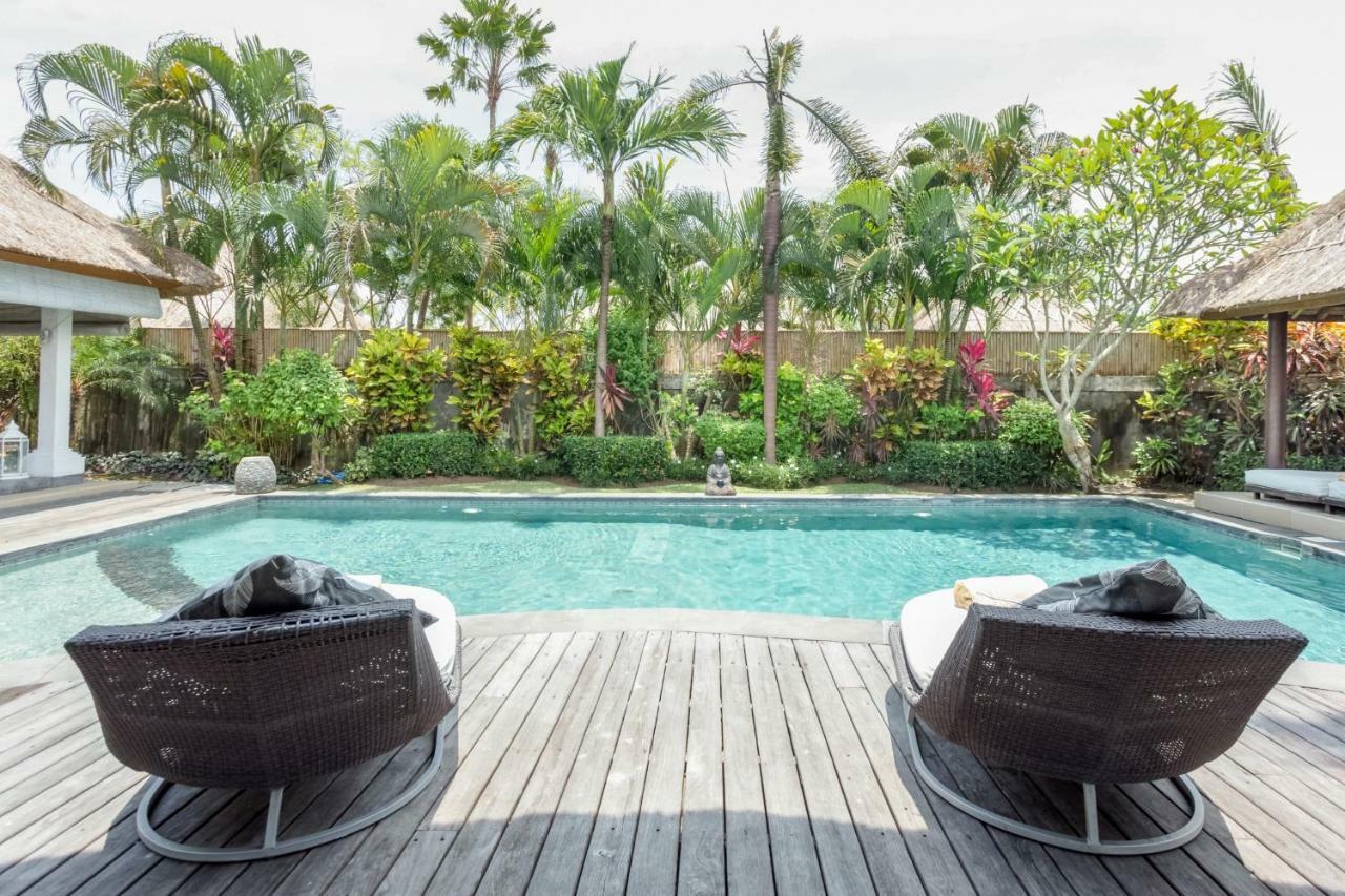 Villa Bliss A Paradise Of Three Independent Villas Canggu Kültér fotó
