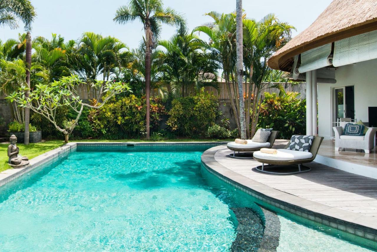 Villa Bliss A Paradise Of Three Independent Villas Canggu Kültér fotó