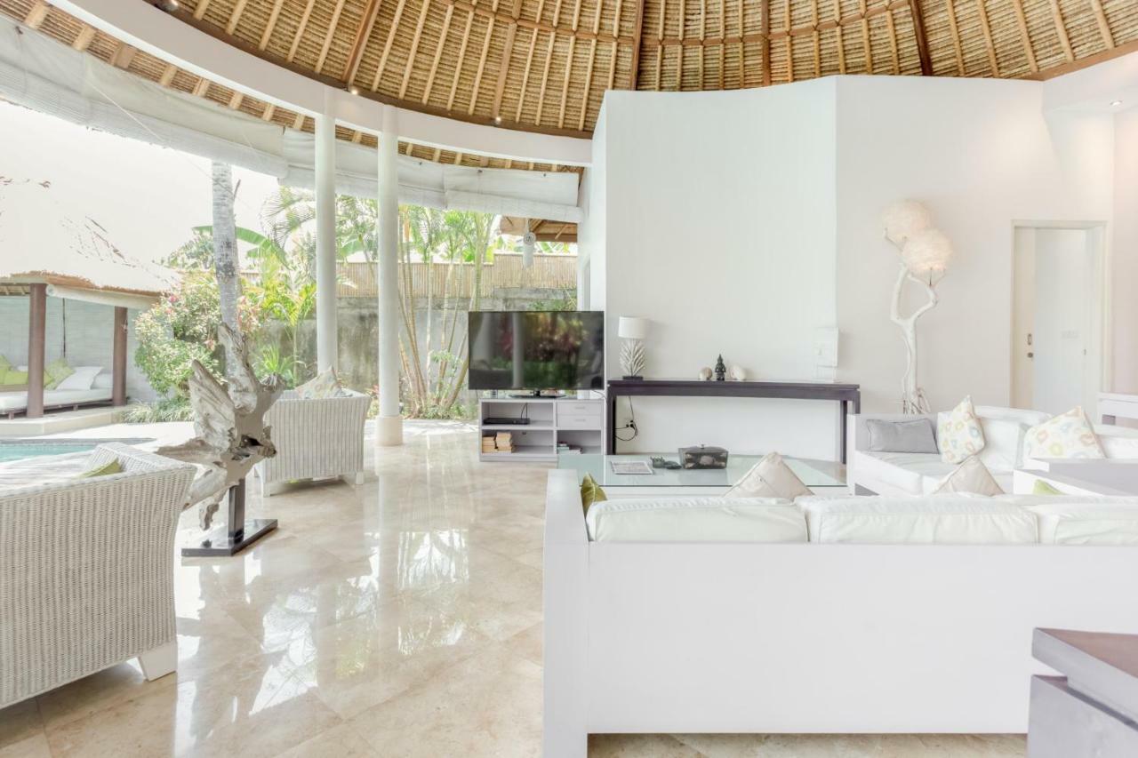 Villa Bliss A Paradise Of Three Independent Villas Canggu Kültér fotó