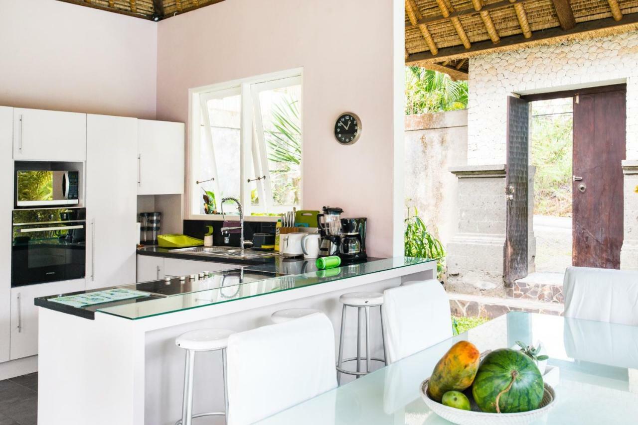 Villa Bliss A Paradise Of Three Independent Villas Canggu Kültér fotó