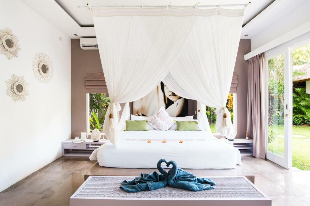 Villa Bliss A Paradise Of Three Independent Villas Canggu Kültér fotó