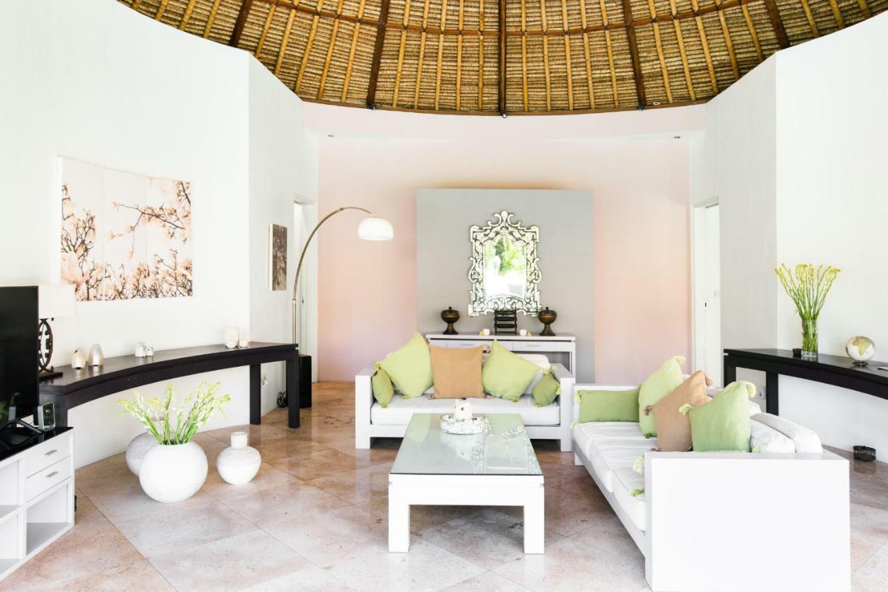 Villa Bliss A Paradise Of Three Independent Villas Canggu Kültér fotó