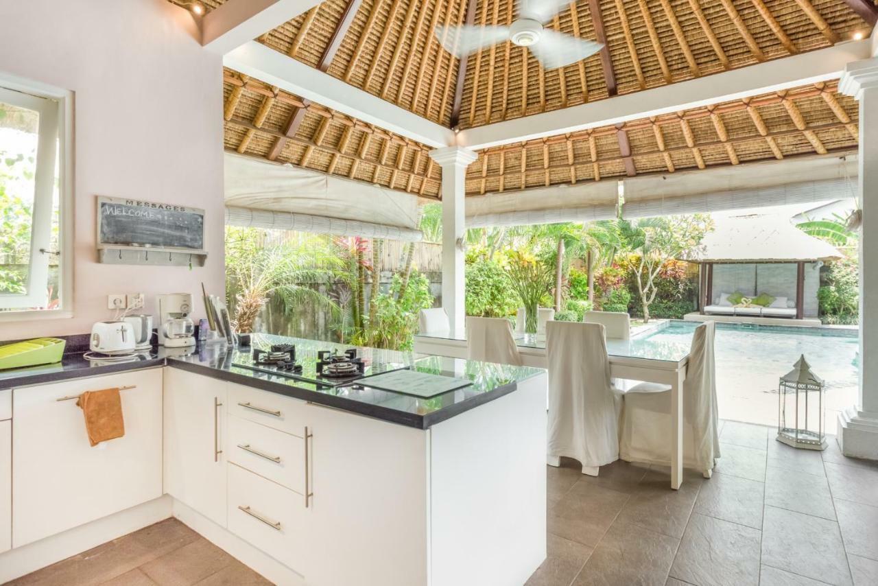 Villa Bliss A Paradise Of Three Independent Villas Canggu Kültér fotó
