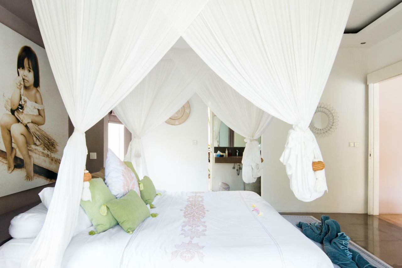 Villa Bliss A Paradise Of Three Independent Villas Canggu Kültér fotó