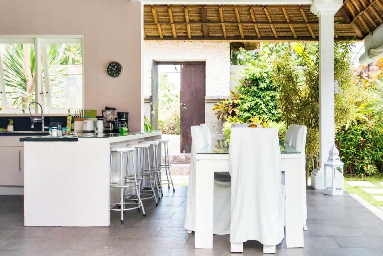 Villa Bliss A Paradise Of Three Independent Villas Canggu Kültér fotó